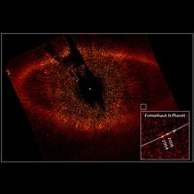 Hubble Directly Observes Planet Orbiting Fomalhaut 