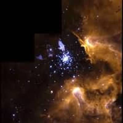 Hubble Snapshot Captures Life Cycle of Stars