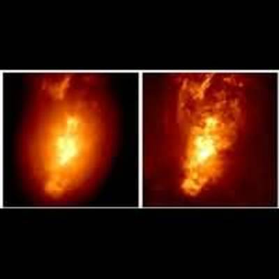 HST Reveals the Central Region of an Active Galaxy