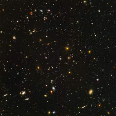 Half-Size Version of the Hubble Ultra Deep Field