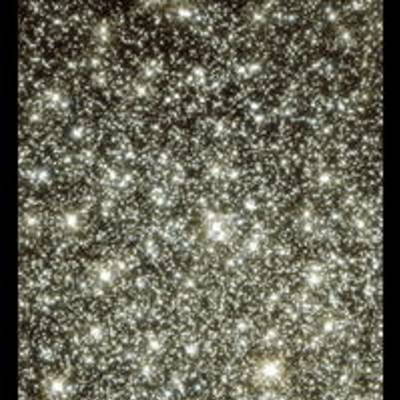 Inside Globular Cluster M22
