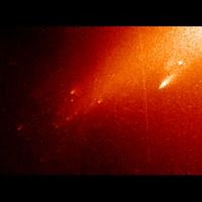 Comet LINEAR Shatters Into Shower of Mini-Comets