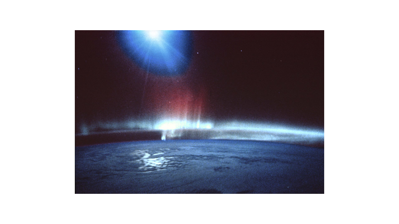  Shuttle Photos Of Earth's Auroras