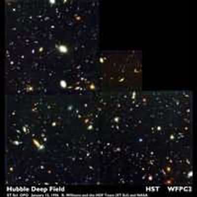 Hubble Deep Field Image at Quarter Resolution