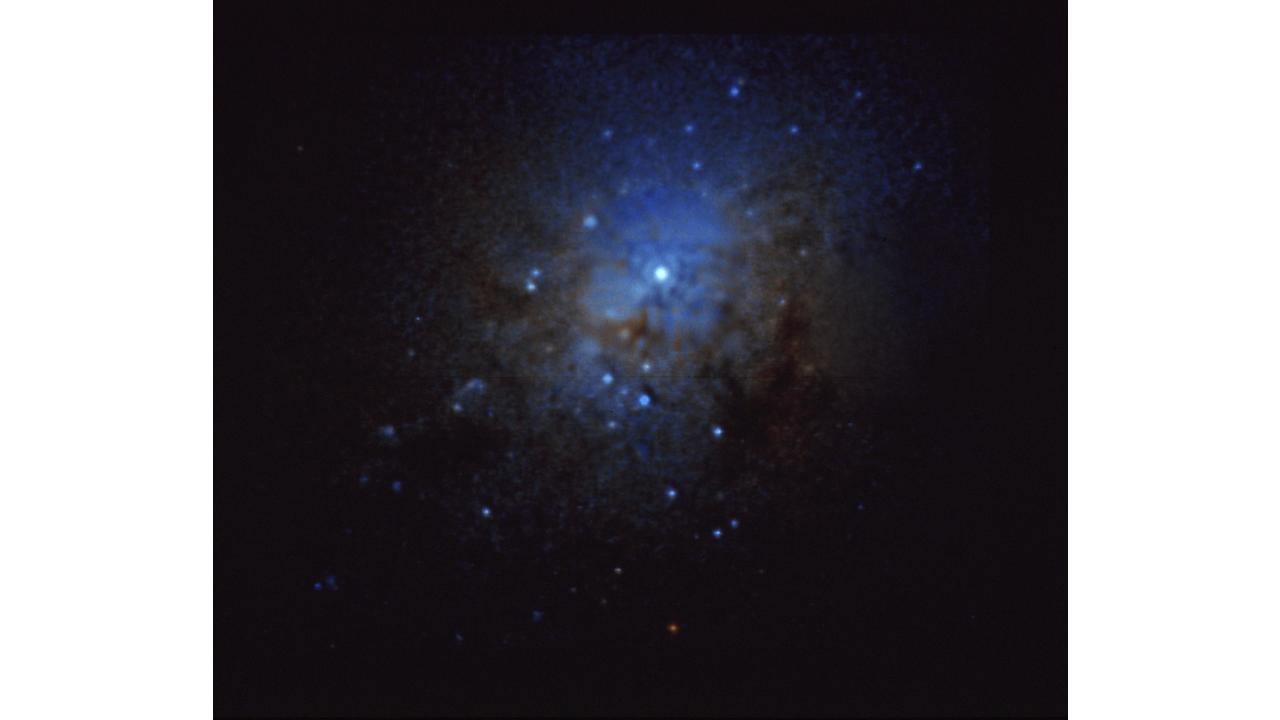  Globular Clusters at the Core of NGC 1275